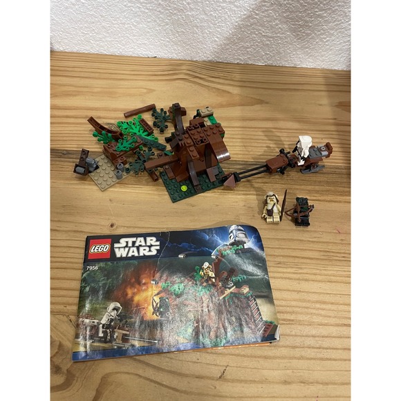 7956  Star Wars Ewok Attack